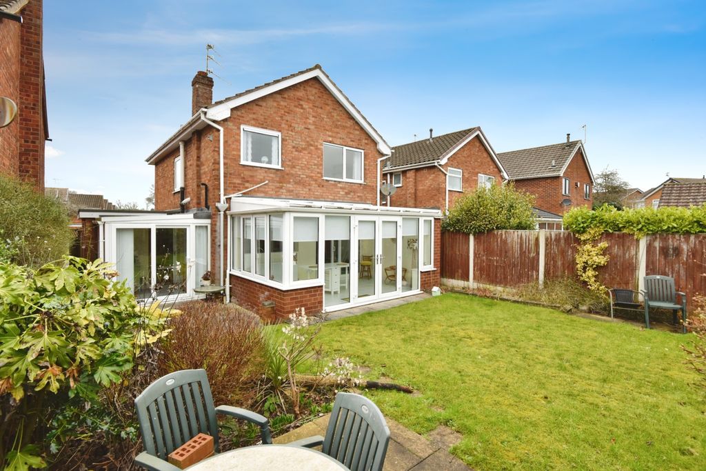 Property photo 2 of 17 Photography