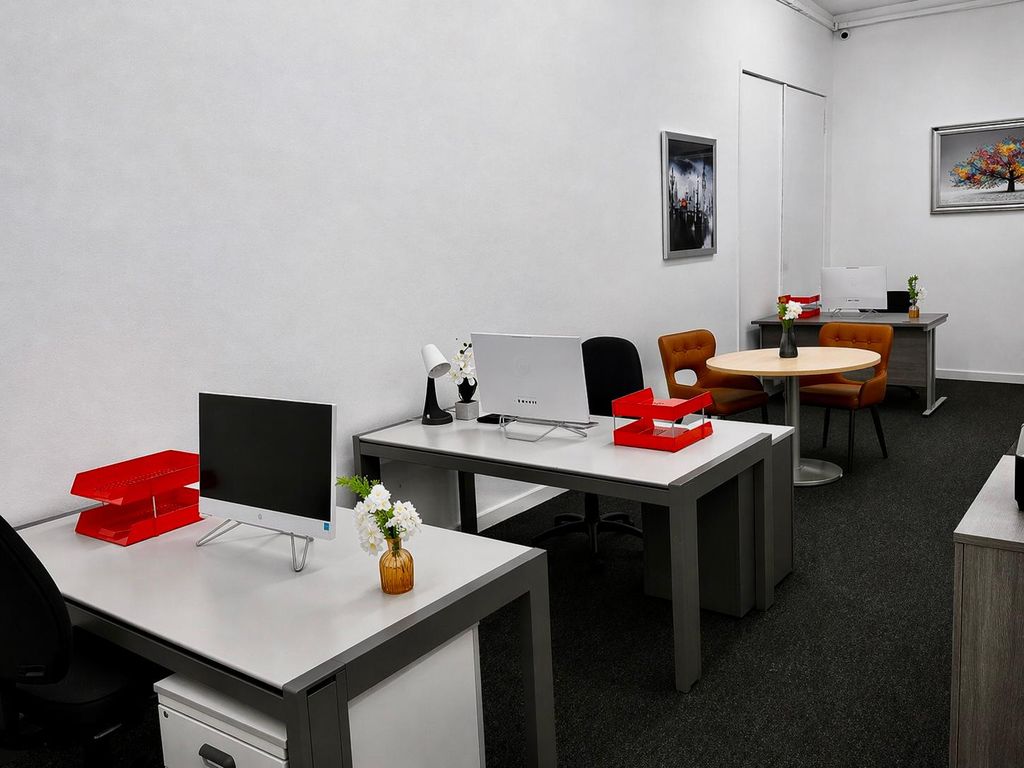 Property photo 3 of 6