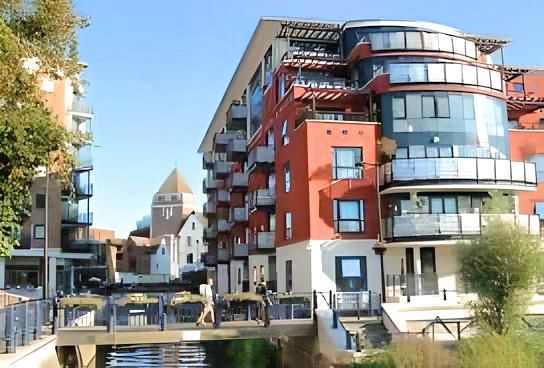 Property photo 3 of 5 Charter Quay Kingston