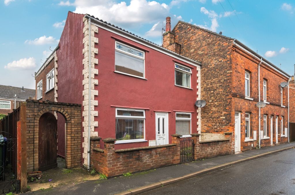 Property photo 1 of 23 1376106 (4)