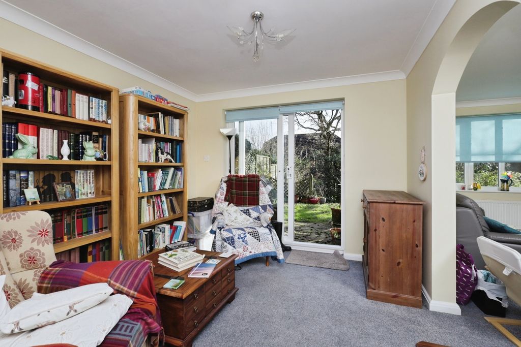 Additional image 4 of 4 bed detached house for saleMagnolia Close, Heathfield, East Sussex TN21