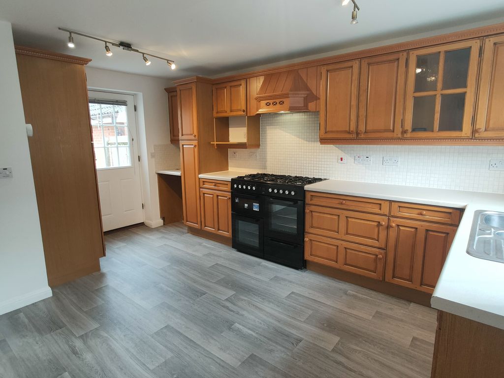 Property photo 2 of 25 Image