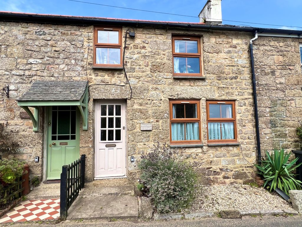 Property photo 1 of 12 2Â Bedroom Mid Terraced House For Sale