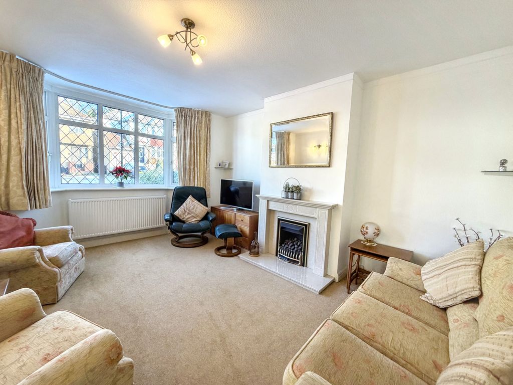 Property photo 2 of 15