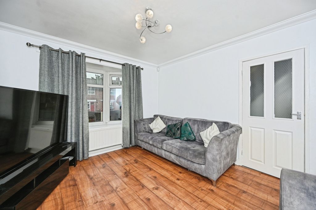 Property photo 3 of 15