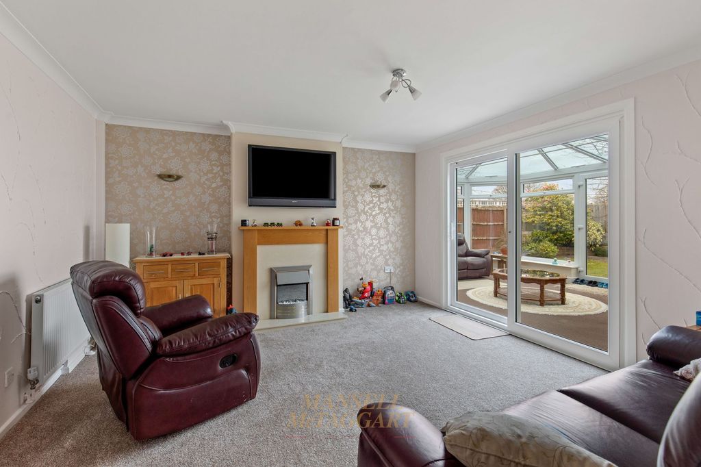 Additional image 10 of 4 bed detached house for saleArtel Croft, Crawley RH10