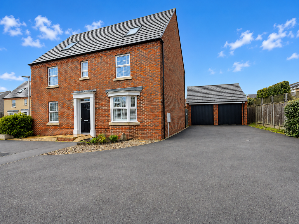 Property photo 1 of 38