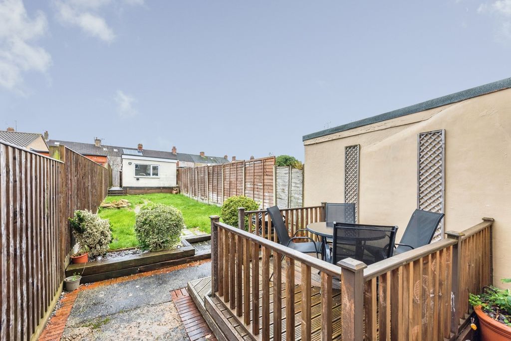 Property photo 1 of 20 Pbox-Img.Jpg
