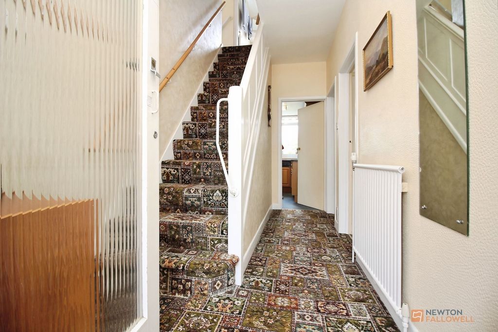 Property photo 2 of 23