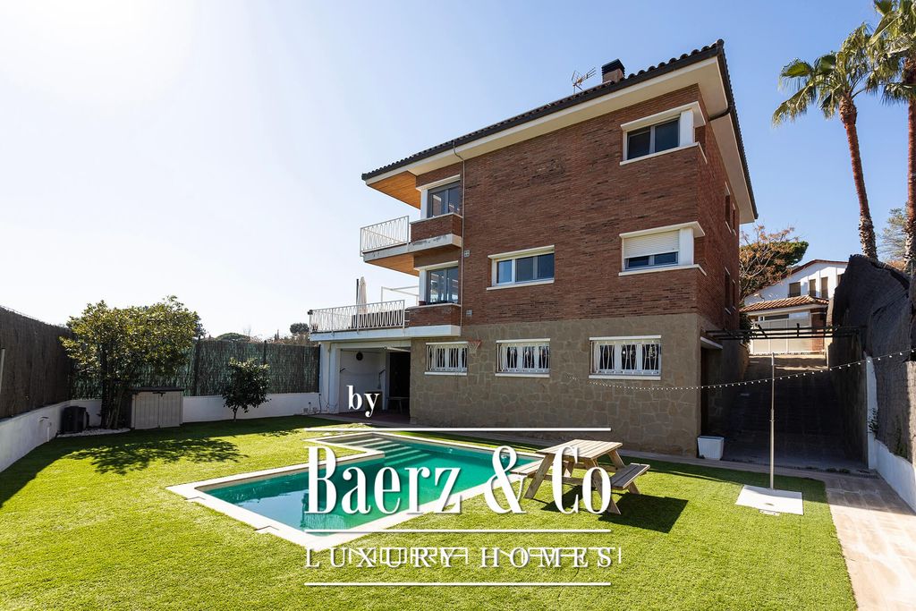 Property photo 1 of 50