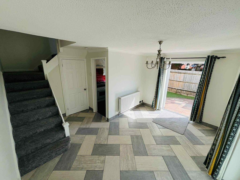 Property photo 3 of 7