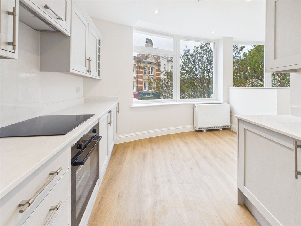 Property photo 2 of 9 Picture No. 03