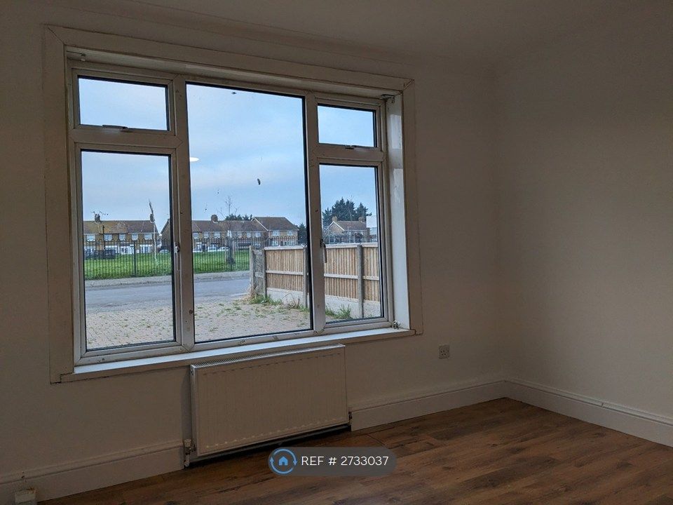 Property photo 3 of 28 Front Reception Room 2