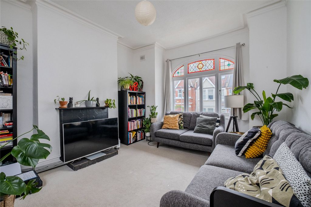 Property photo 1 of 10 Picture No. 21