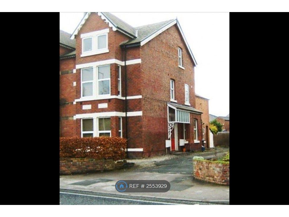 Property photo 1 of 9 Student House