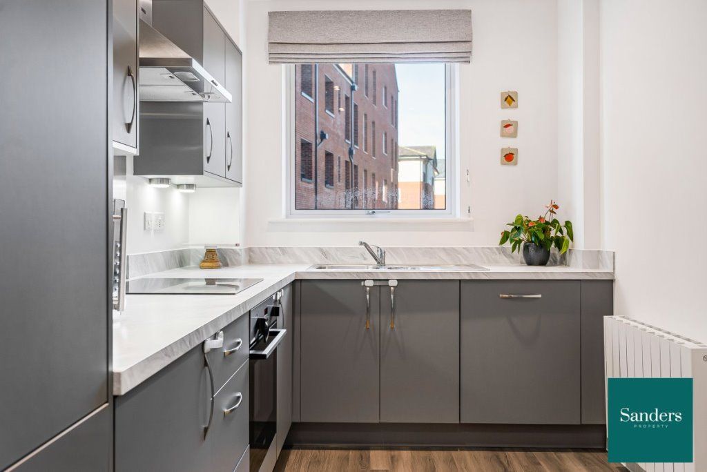 Property photo 2 of 25