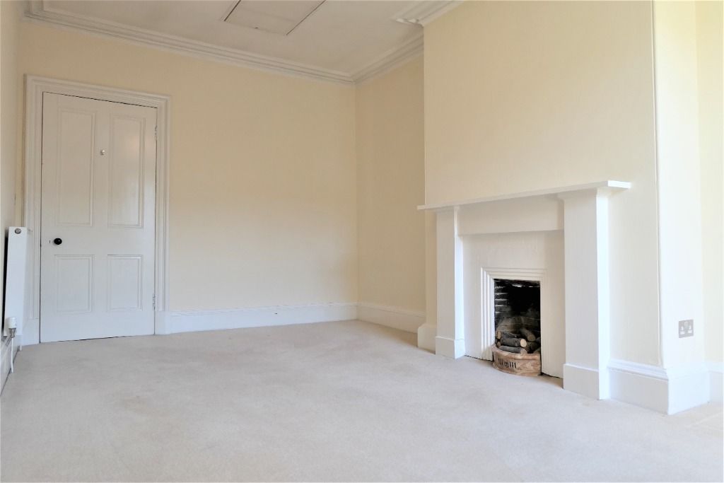 Property photo 3 of 14 Photo 3