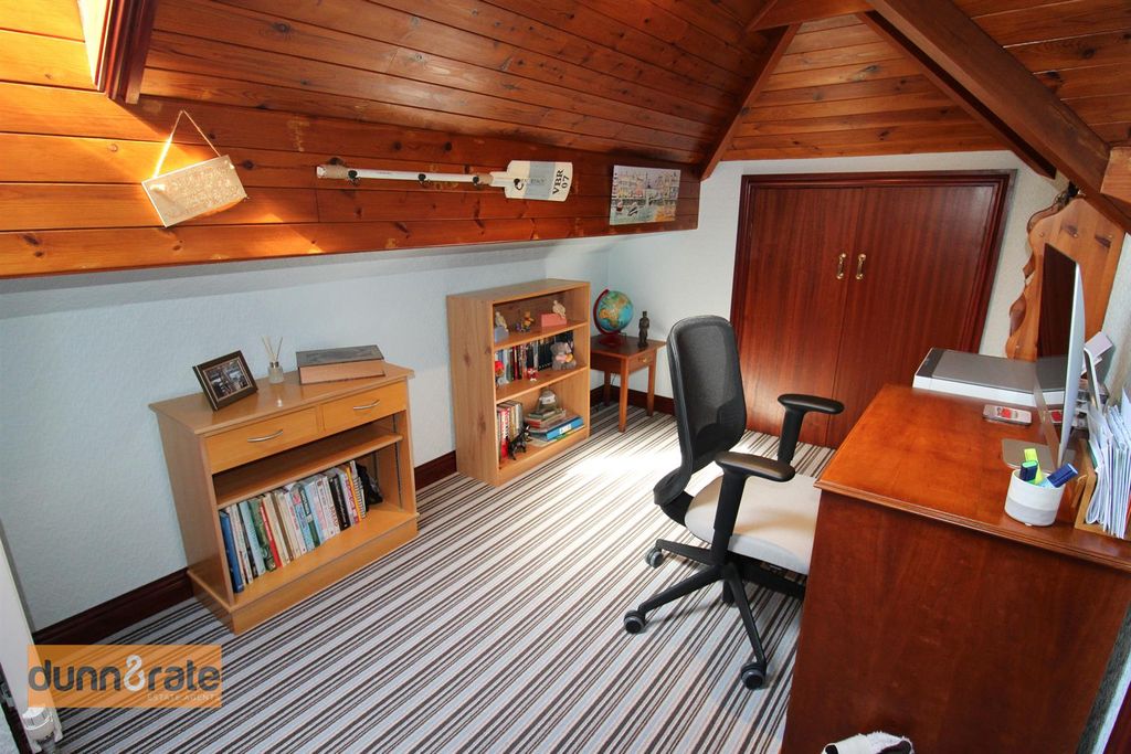 Property photo 3 of 33 Img_9131.Jpg