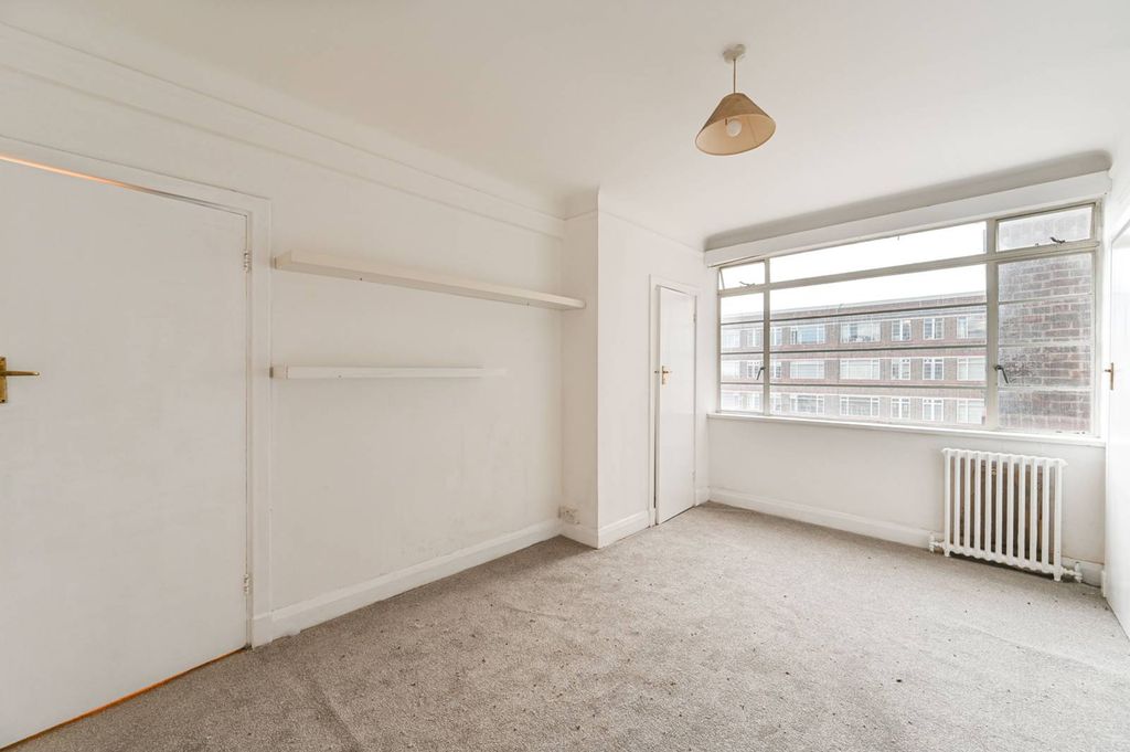 Property photo 2 of 4