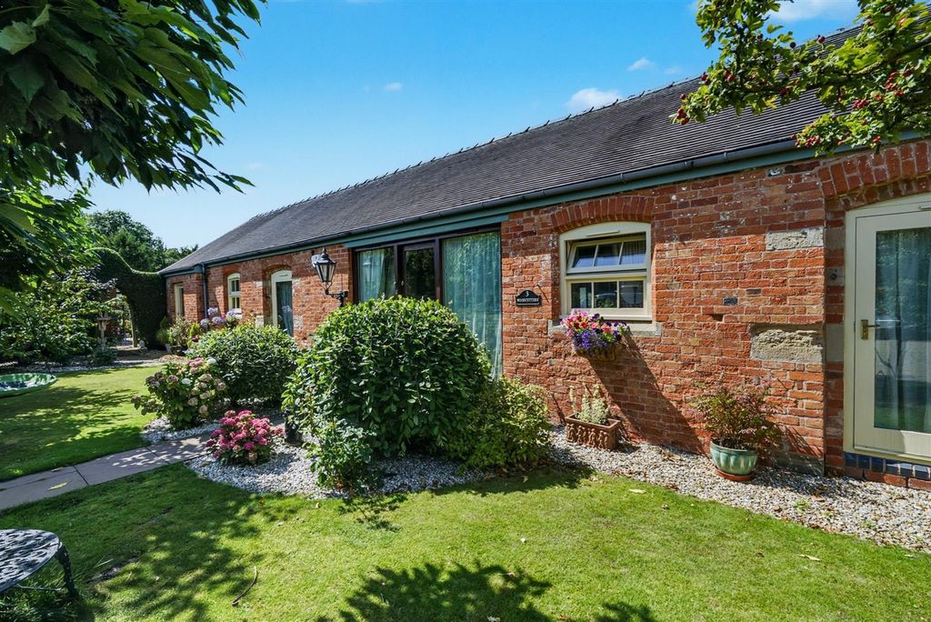 Property photo 1 of 37