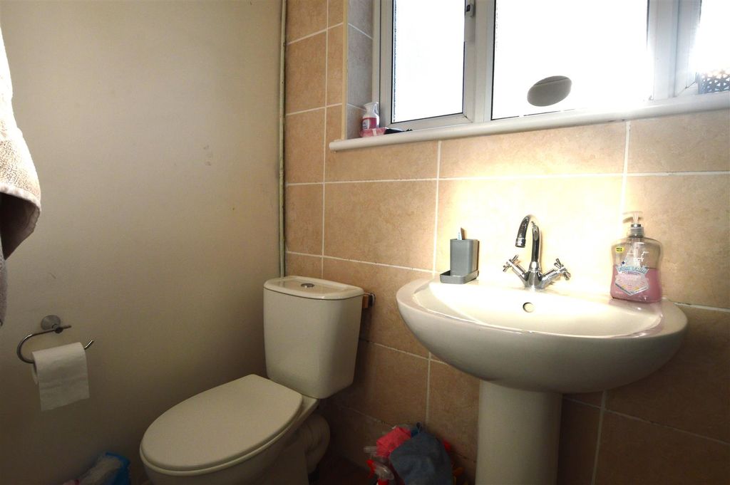 Property photo 2 of 7 Dsc_2350.Jpg