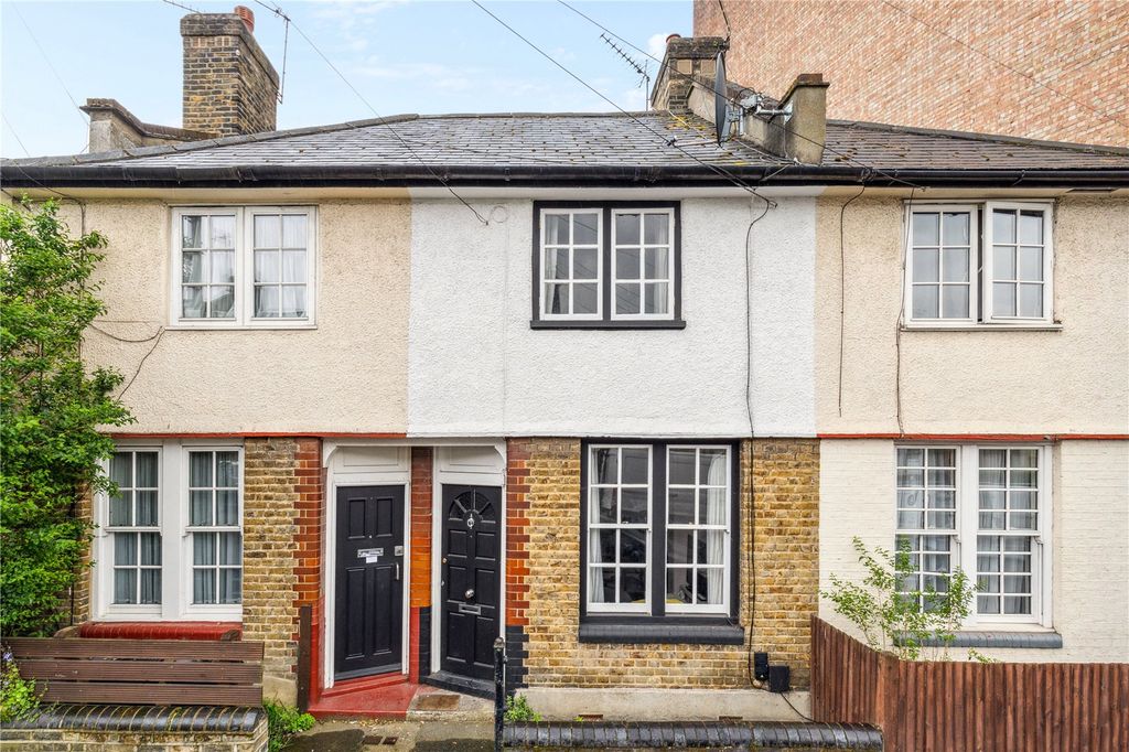 Property photo 2 of 10 Picture No. 19