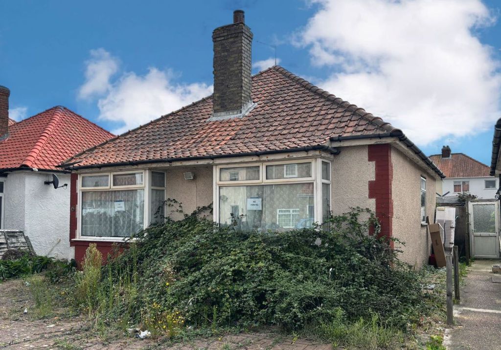 Property photo 1 of 1