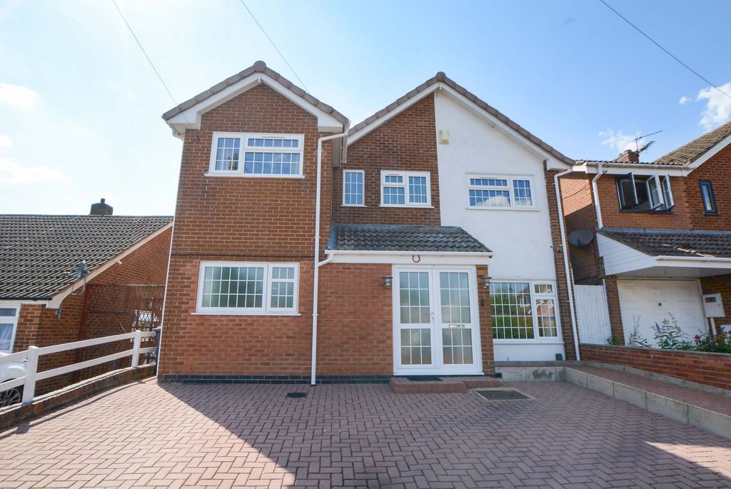 Property photo 1 of 36