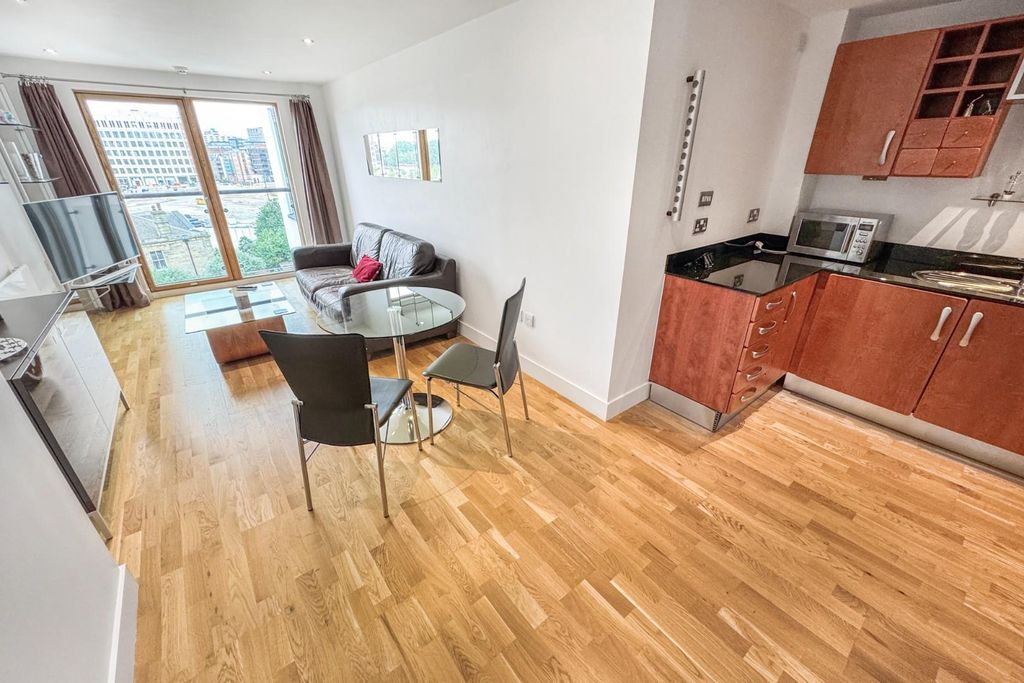Property photo 2 of 9 2.Jpg