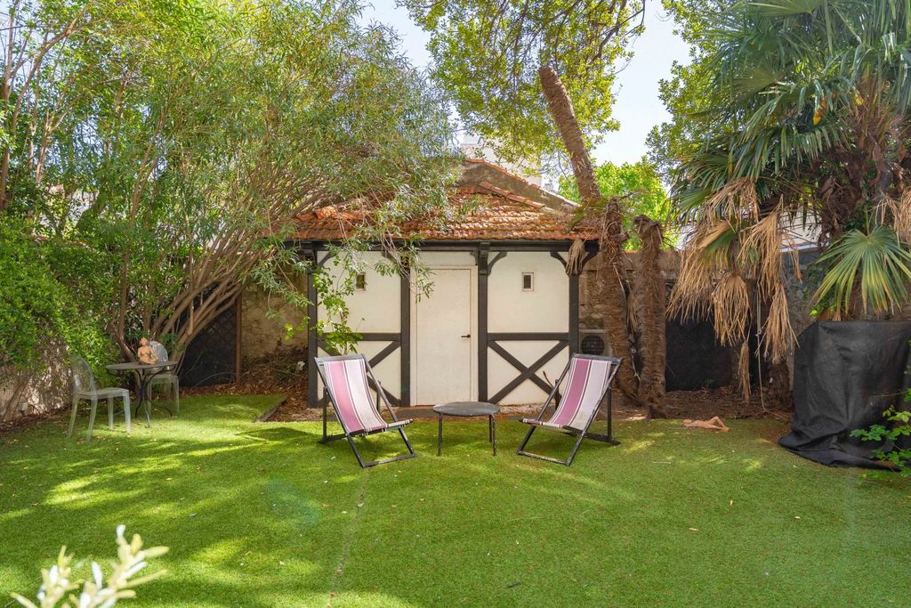 Property photo 2 of 21
