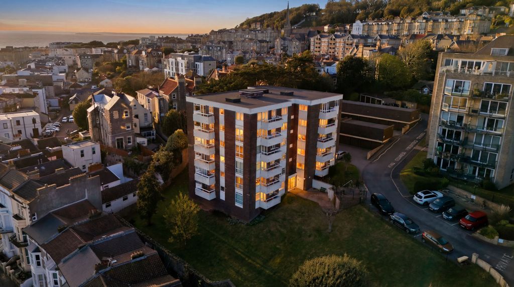 Property photo 2 of 24