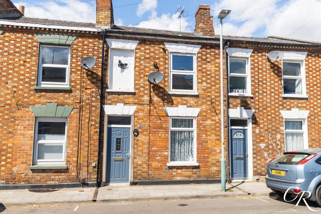 Property photo 1 of 19