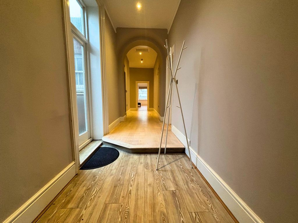 Property photo 3 of 19 Hallway