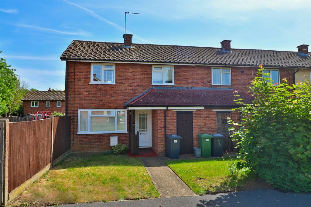 Property photo 1 of 12
