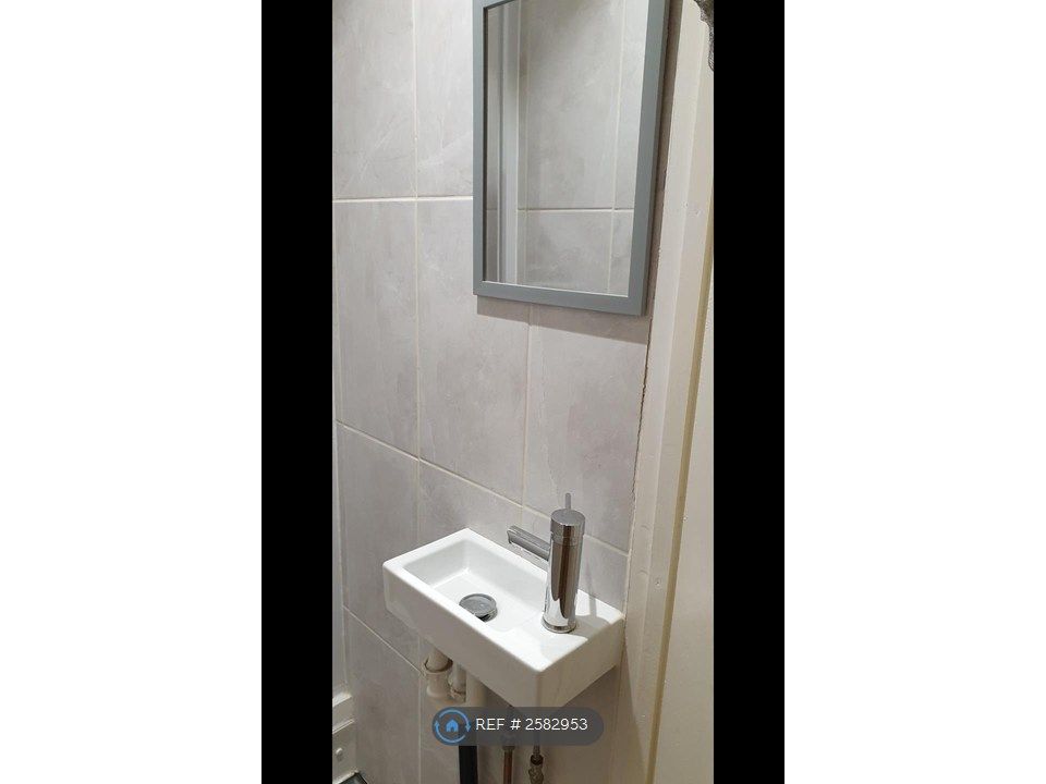 Property photo 3 of 26