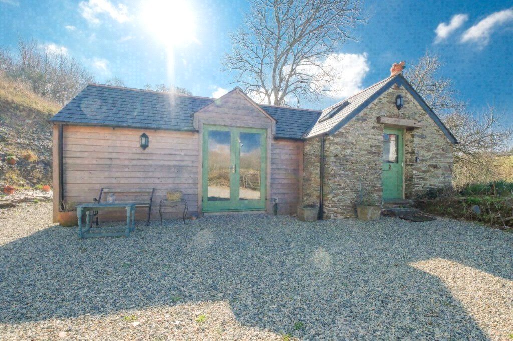 Property photo 2 of 44 Tallatt