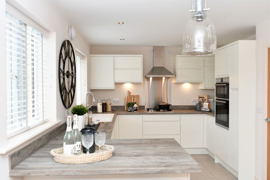 Property photo 3 of 22