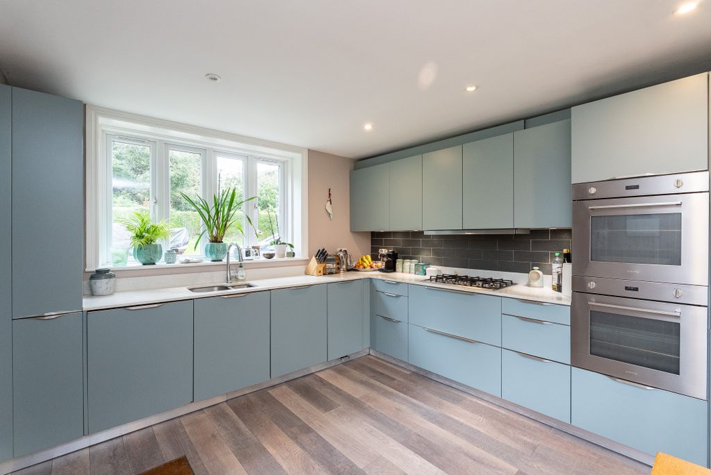 Property photo 3 of 19 Dsc02996