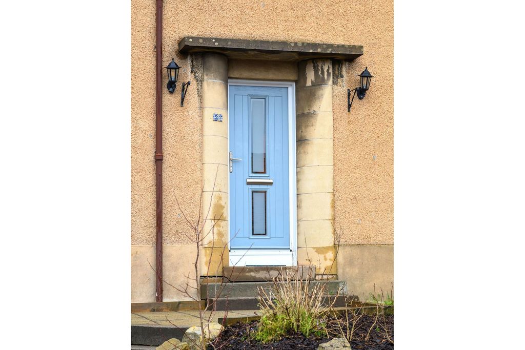 Property photo 2 of 29 Front View