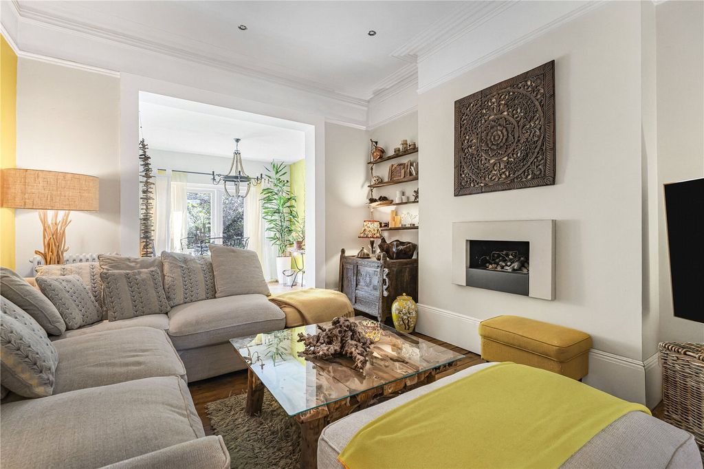 Property photo 2 of 19 Reception Room