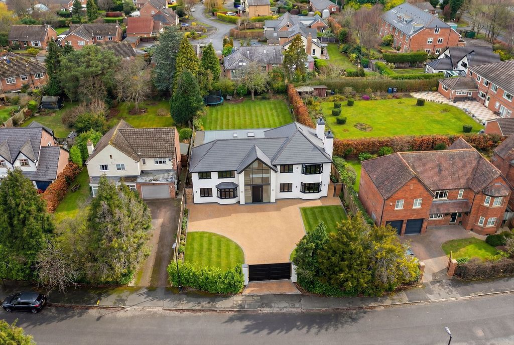 Property photo 3 of 13 CGI Drone Front