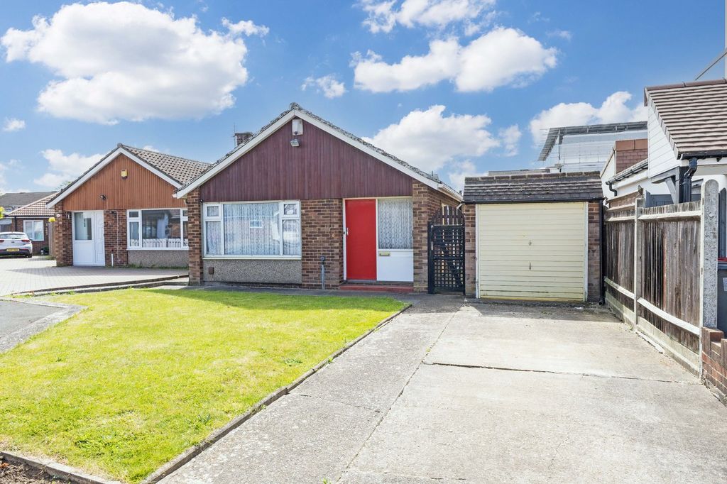 Property photo 1 of 16
