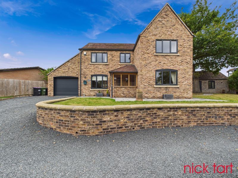 Property photo 1 of 31 Photo 30