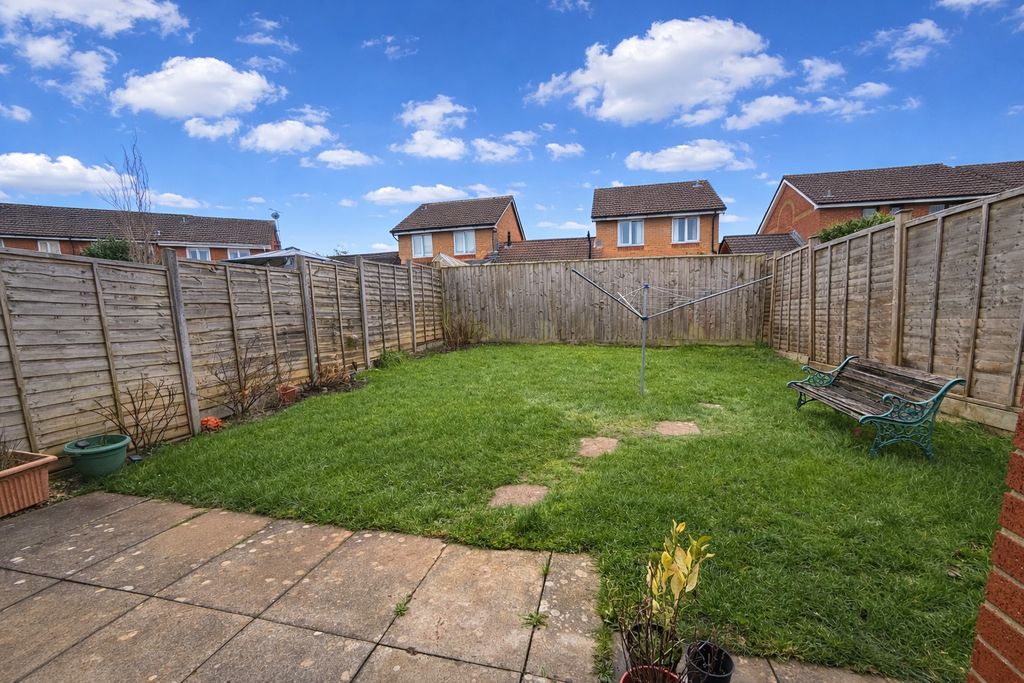 Property photo 2 of 9