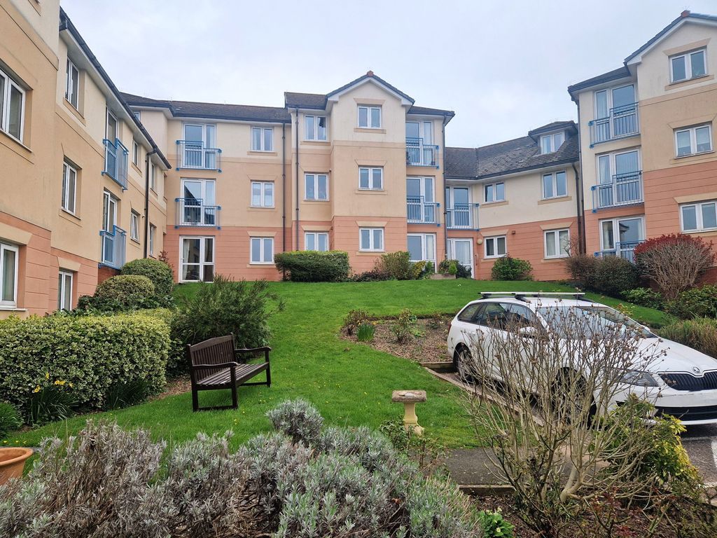 Property photo 1 of 5