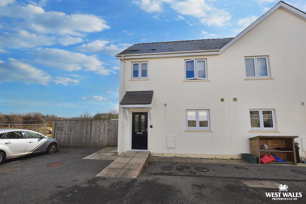 Property photo 1 of 20 18 (27).Jpg