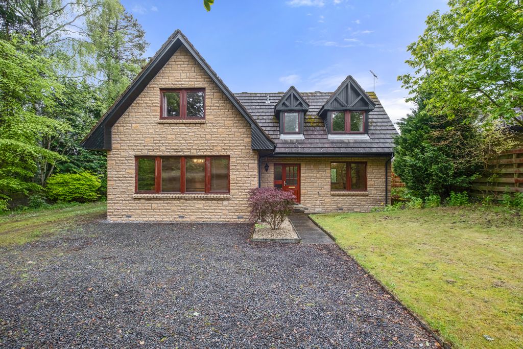 Property photo 1 of 23