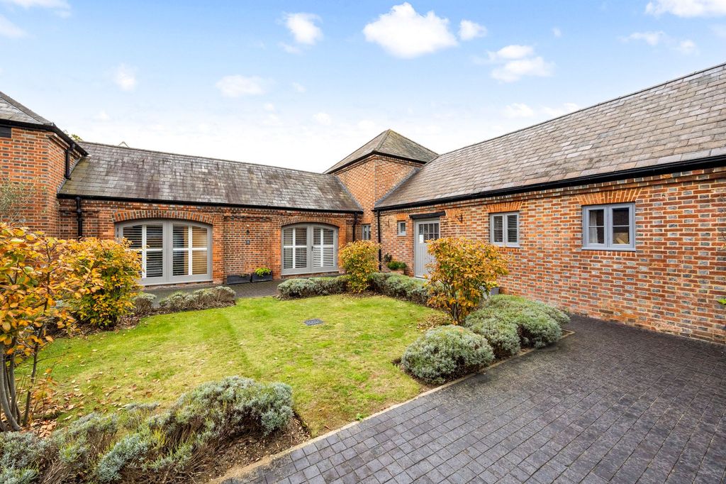 Property photo 1 of 27