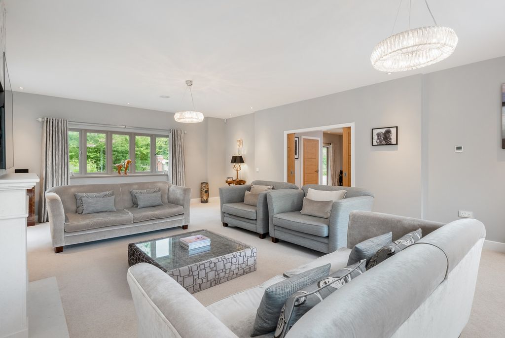 Additional image 7 of 6 bed equestrian for saleFosse Way, Ettington, Stratford-Upon-Avon Warwickshire CV37