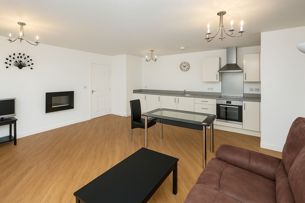 Property photo 2 of 9